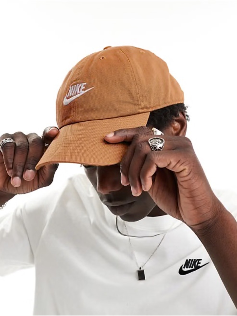 Nike Club Unstructured Futura Wash Cap Flax Brown/White